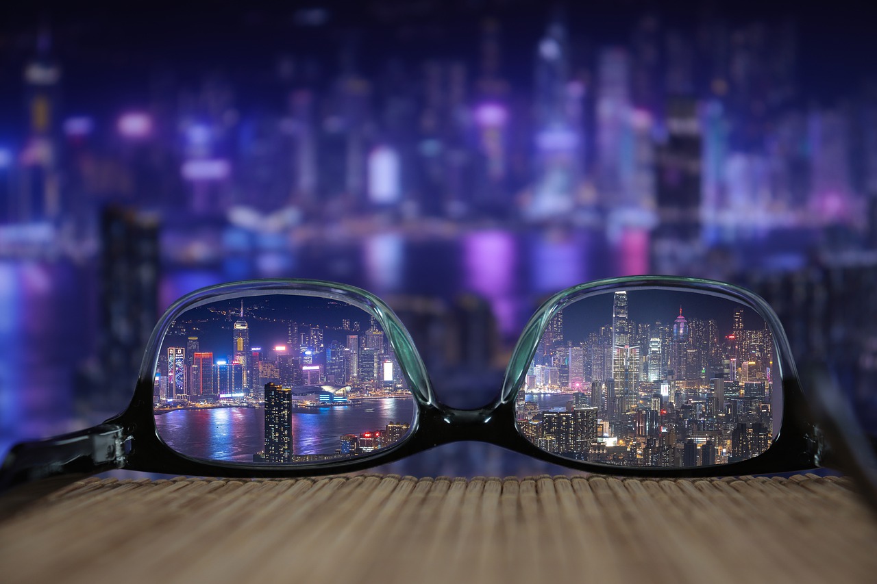 glasses, horizon, night-6690310.jpg